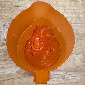 Rachael Ray Stackable Measuring Bowls